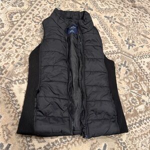 American Eagle Outfitters Black Quilted Vest